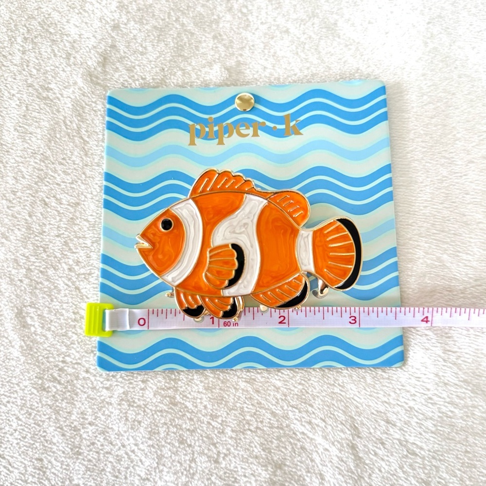 Piper K Clownfish Hair Claw Clip - Picture 5 of 5